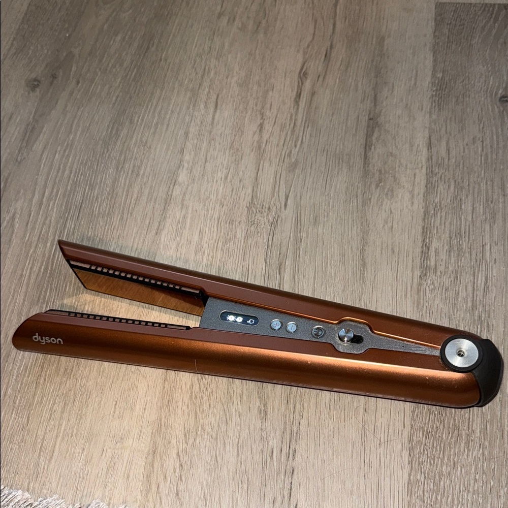 Dyson Copper Hair Styler